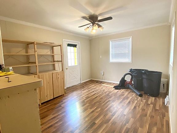 5th image of 421 Fairhaven Ln