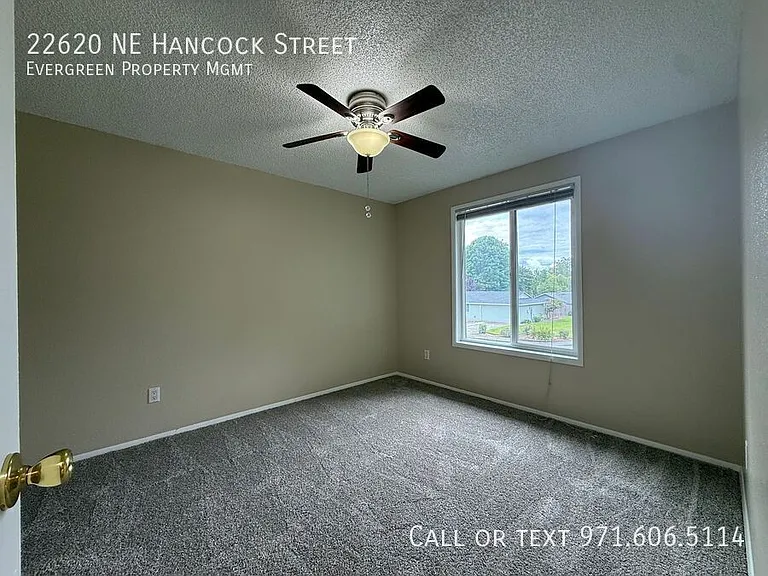22620 NE Hancock St — Photo 16