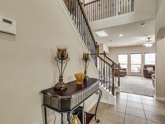 2nd image of 21522 Kings Bend Dr