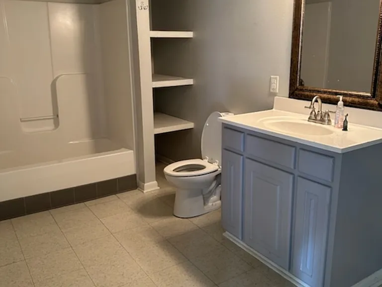 416 Spring Bayou Rd #B — Photo 3