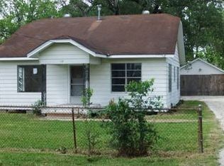 5119 Holly Ave, Pasadena, TX 77503