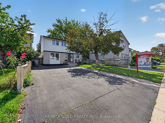 3rd image of 10 Jeffrey St