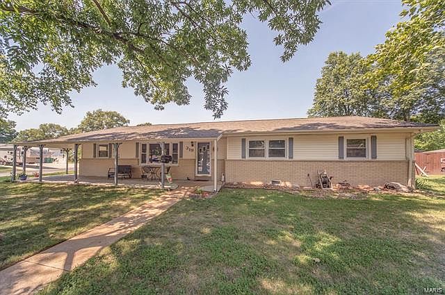 1st image of 319 Bel Air Dr