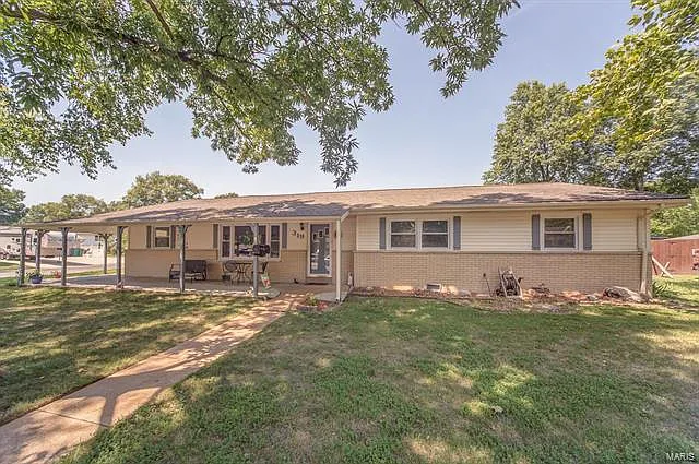 319 Bel Air Dr photo 1