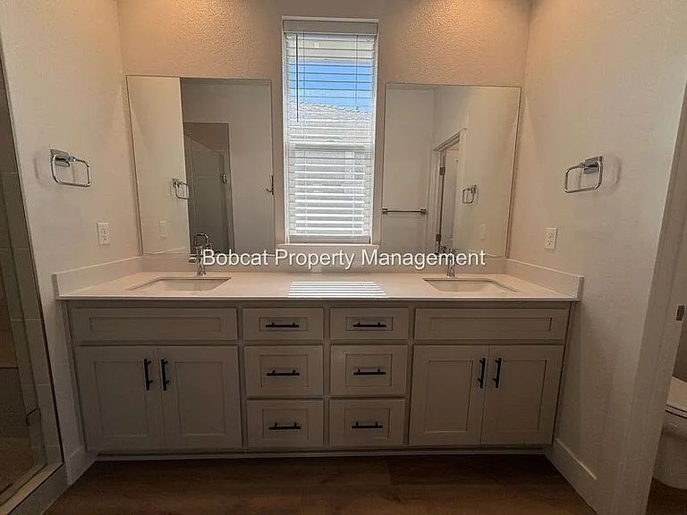 1287 Grove St — Photo 29