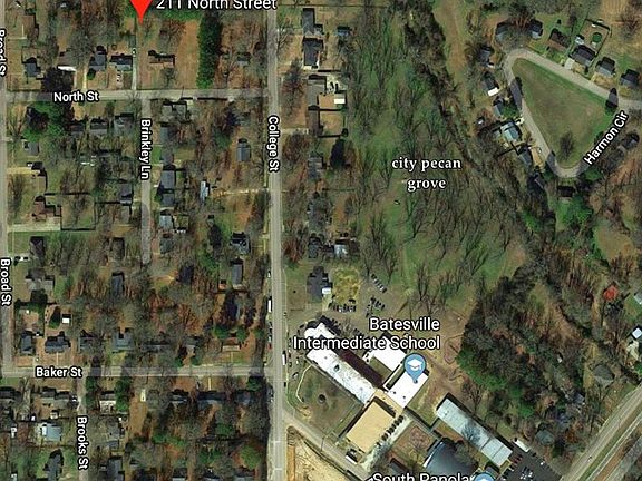 4th image of 211 North St