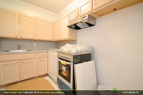 Rented by Rapid Realty Cobble Hill | media 20