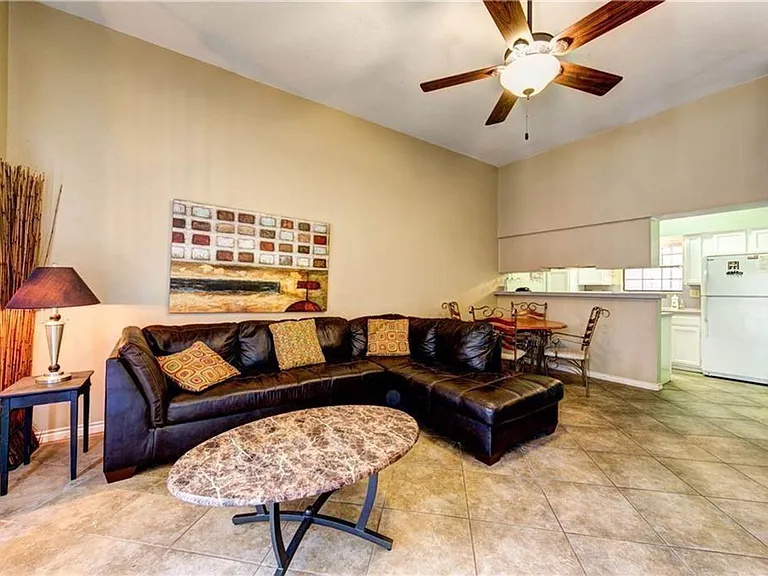 1908 San Antonio St #303-2 — Photo 6