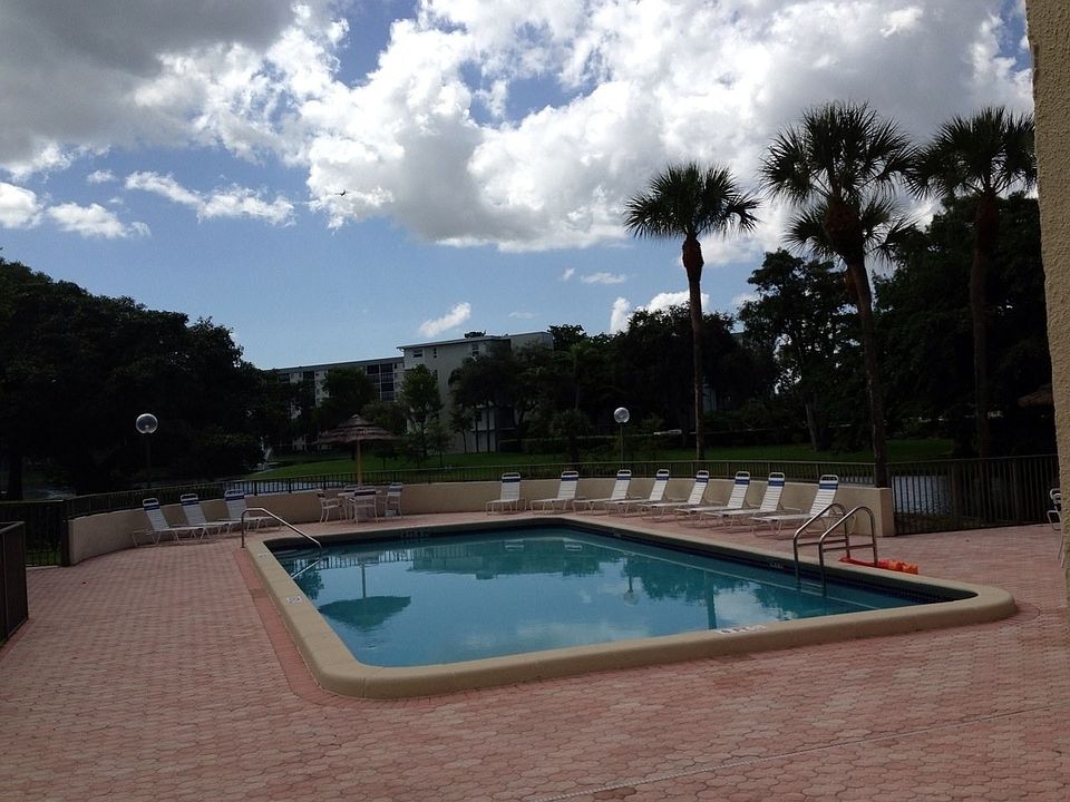 1st image of 1 S Pompano Pkwy