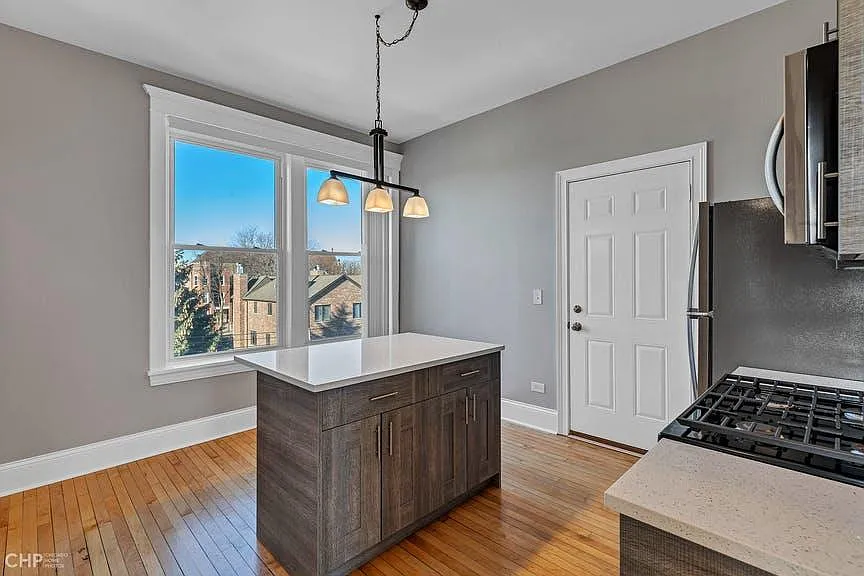 1 bed, $2,000 — Photo 4