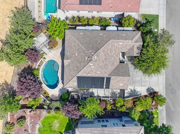 1949 Caversham Way, Folsom, CA 95630