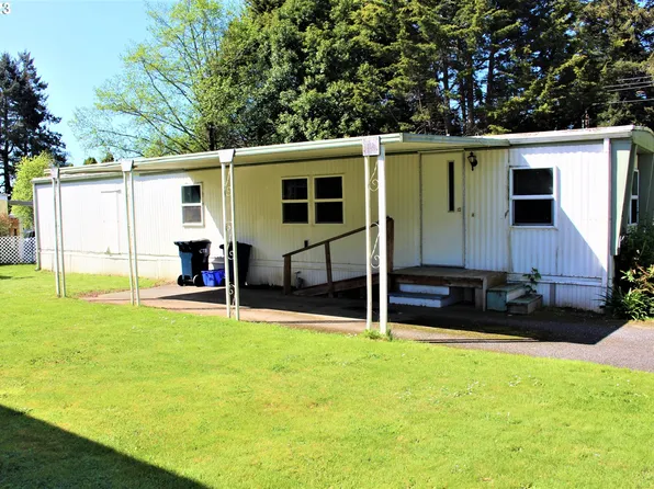 16131 W Hoffeldt Ln Space 12, Brookings, OR 97415
