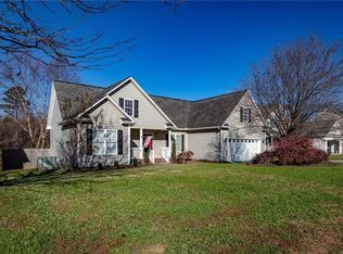 527 Fernway Dr, Burlington, NC 27217