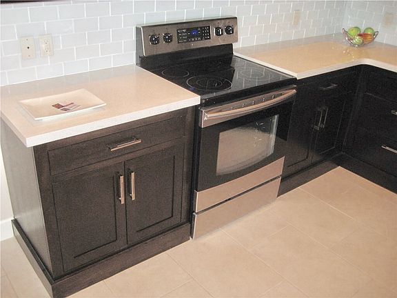 3rd image of 212 SE A St APT 22