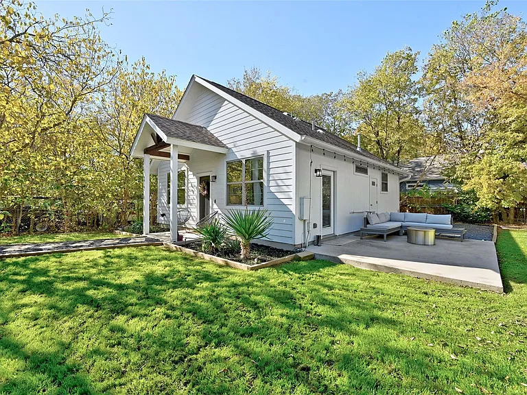 4410 Jester Dr #B — Photo 3