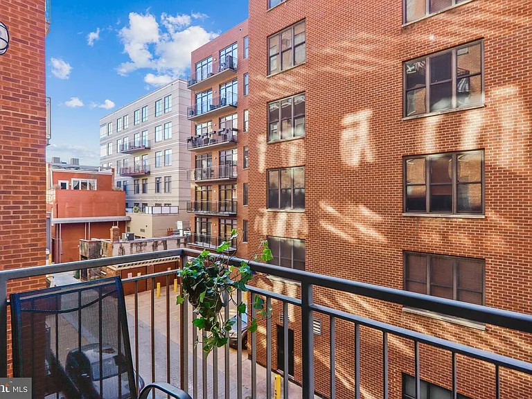 1440 Church St NW #305 — Photo 36