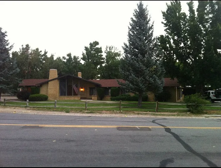 1600 W Washington St photo 1