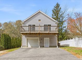 35 Freshmeadow Dr, Wareham, MA 02571