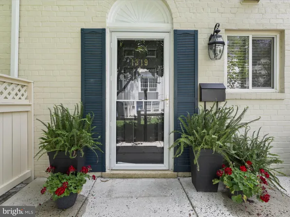1319 N Van Dorn St, Alexandria, VA 22304