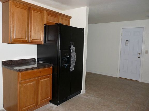 4th image of 5614 S 324th Pl