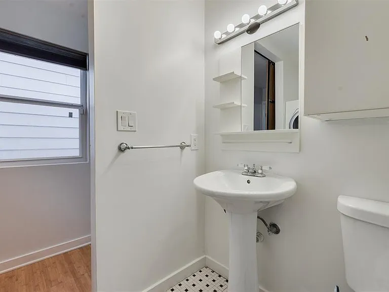 3519 Rogers St — Photo 12