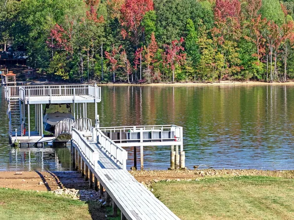 397 Shasteen Bend Dr, Winchester, TN 37398