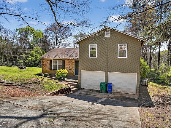 3rd image of 4931 Wolverton Dr