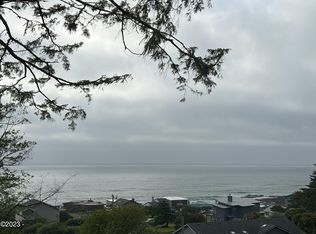 86 Crestview Dr, Yachats, OR