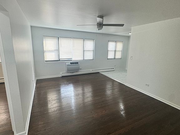 3rd image of 8039 S King Dr #2