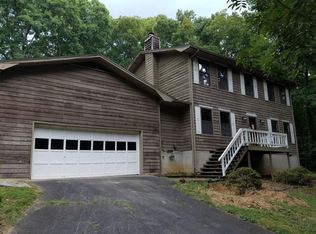 1998 Holland Trl, Lenoir City, TN 37772