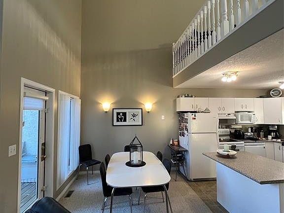 5th image of 28 Eagle View WAY