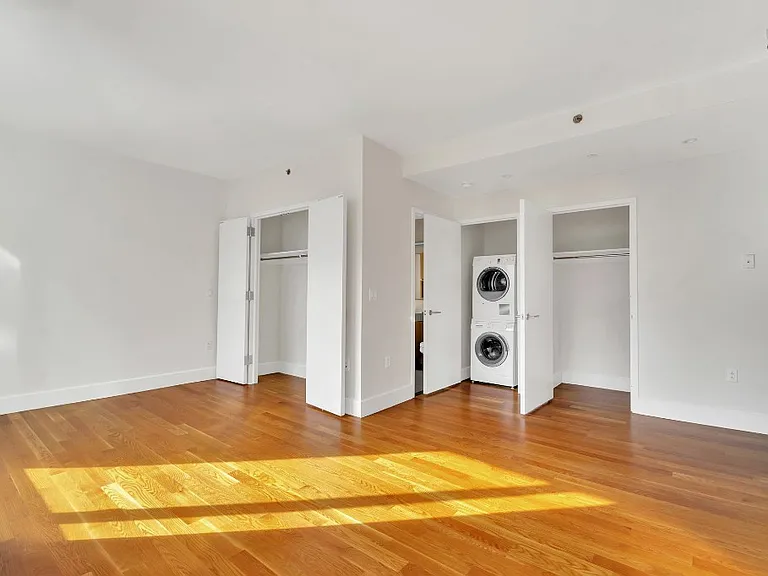 150 4th Ave #3J — Photo 6