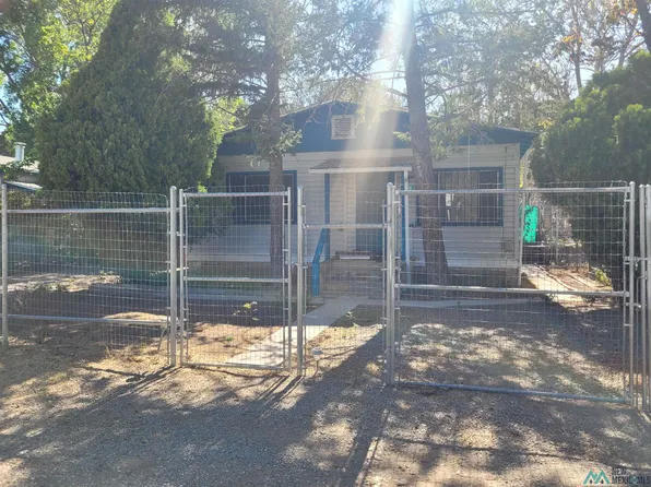 909 Escondida St, Santa Clara, NM 88026