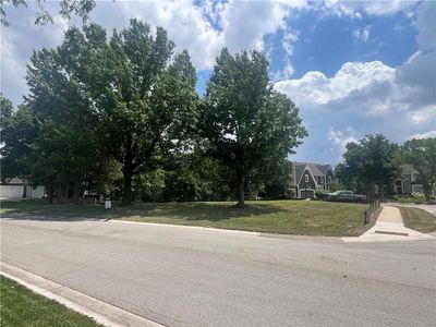 14005 S Hayes St, Overland Park, KS, 66221