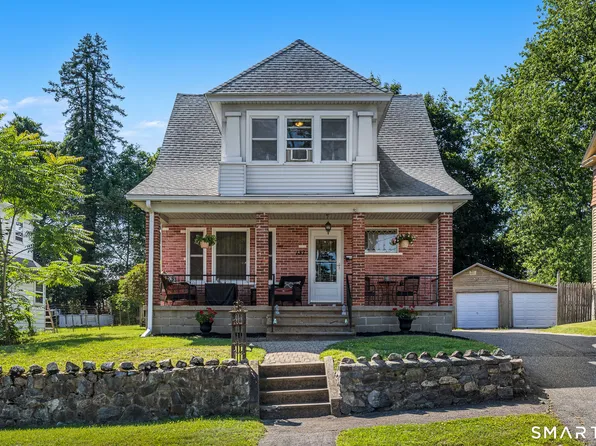 137 Fairlawn Avenue, Waterbury, CT 06705