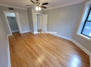 7006 N Paulina St APT 1, Chicago, IL 60626