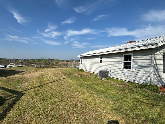 5th image of 9297 Lynntown Rd