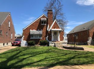 5921 N Pointe Blvd, Saint Louis, MO