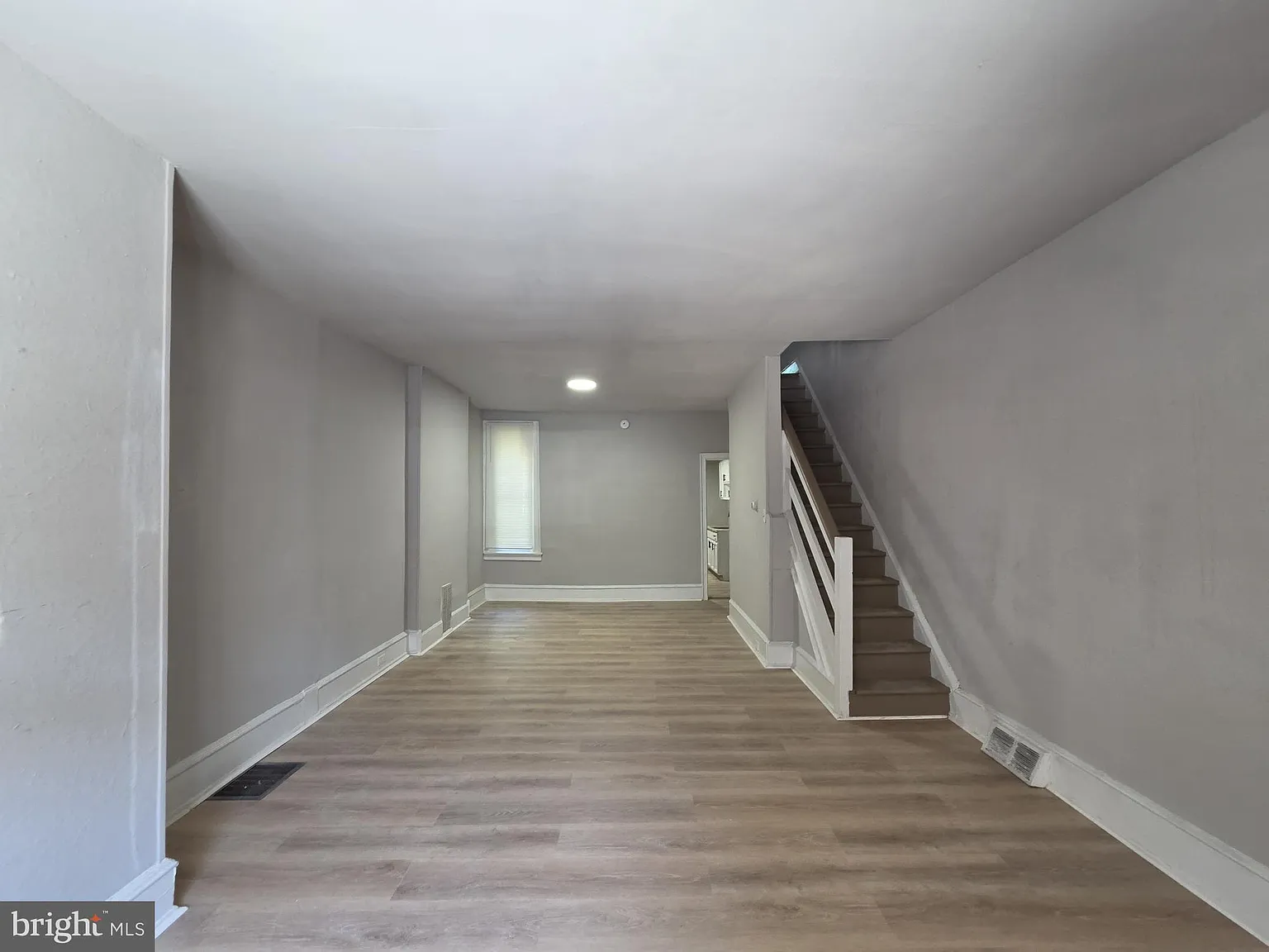 3 bed, 1238 sqft, $1,625 — Photo 2