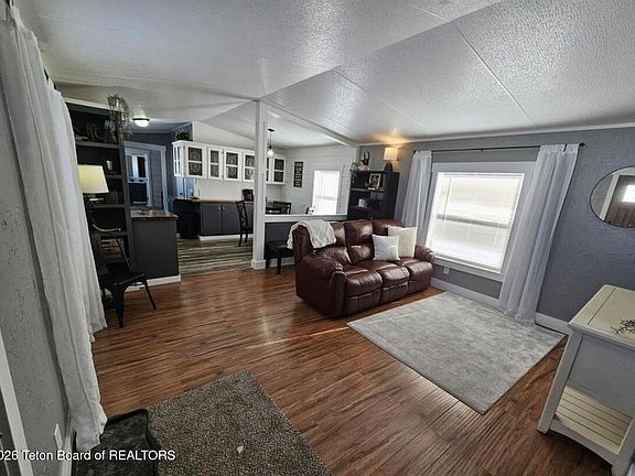 4th image of 41 12th St #47