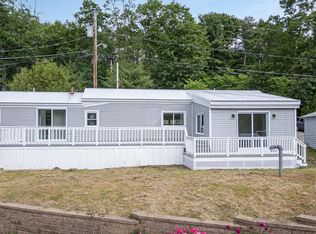 29 Stage Coach Cir, Londonderry, NH 03053