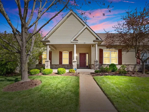 345 Lake Side View Ln, Saint Peters, MO 63376