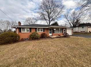 2349 Redwood Rd, York, PA 17408