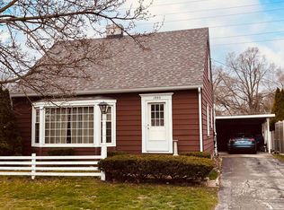 1993 N Hollywood Dr, Monroe, MI 48162