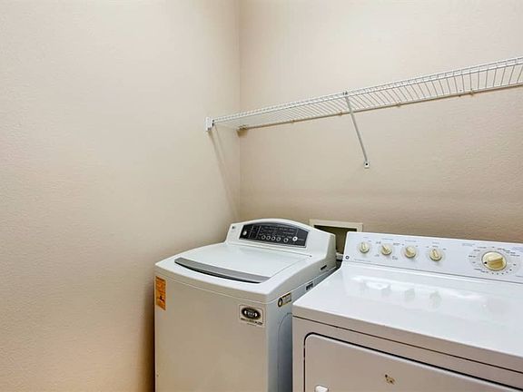5th image of 9293 Opal Hills Ln