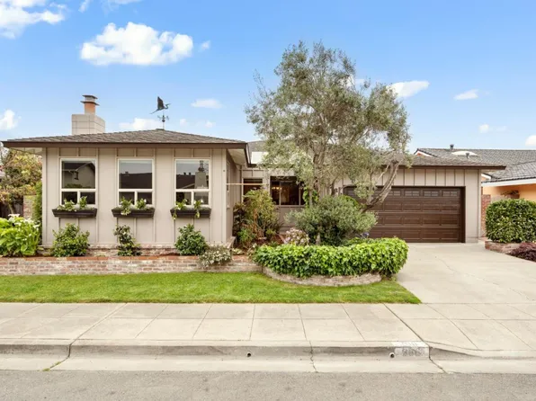 266 Curlew Ct, Foster City, CA 94404