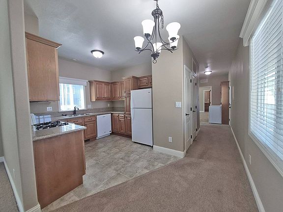 3rd image of 1054 Mountain Shadows Blvd #180