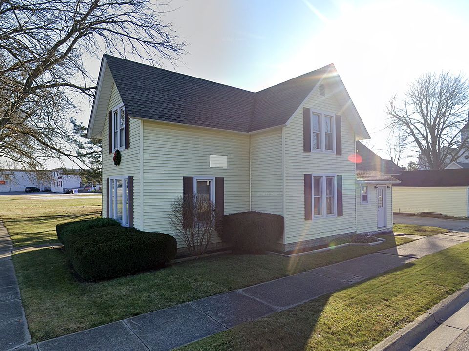 2nd image of 237 Fairbanks St