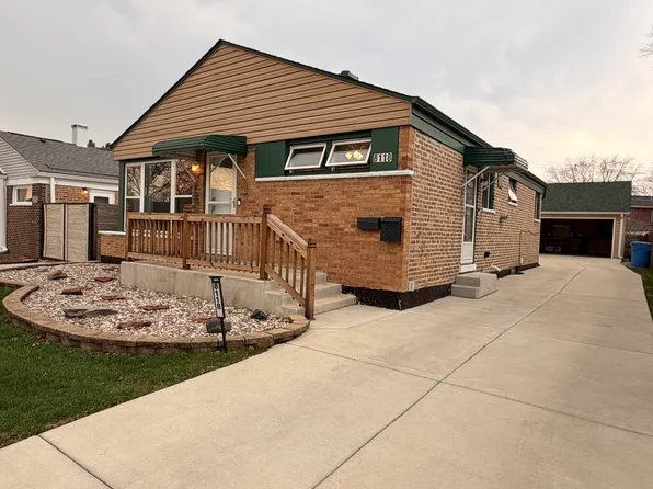 8118 S Kolmar Ave, Chicago, IL 60652