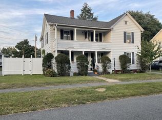 1 Saint Paul St #2, Westfield, MA 01085